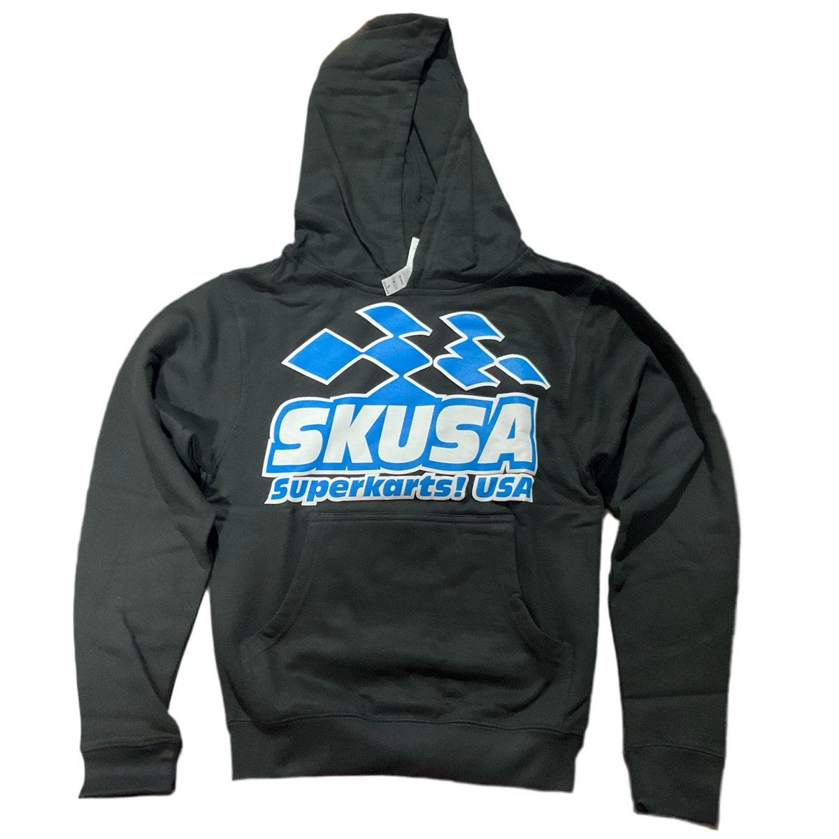 SKUSA SUDADERA NEGRA CON LOGO